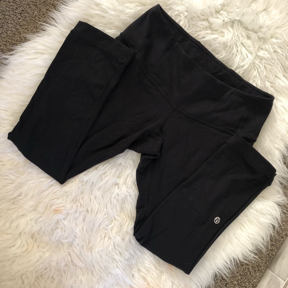 Lululemon yoga pants -size 4